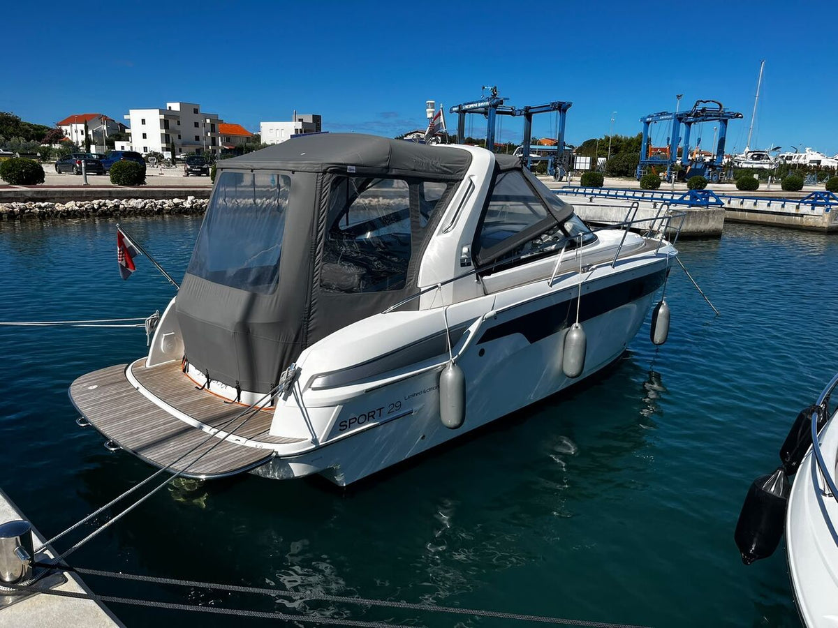 JULIANNA – Bavaria 29 Sport